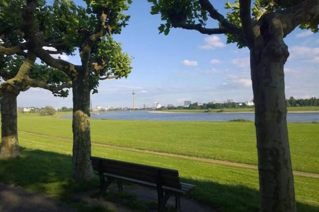 3 Schlafzimmer-2 Bäder- Bis Zu 7 Gäste Apartment Düsseldorf